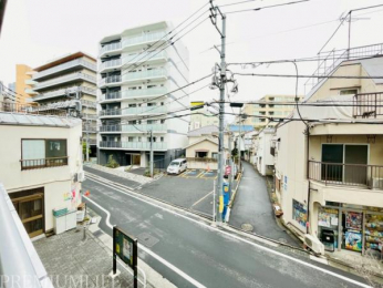 �@�ՐÂȊX���݂������鎺������̒��]