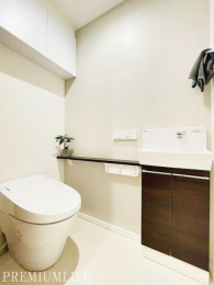 �@��􂢏��������^���N���X�g�C���B����ꂽ��Ԃł����K�Ɏg����݌v