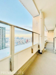 �@�J���I�Ȓ��]���L����o���R�j�[�B���w�K�Ȃ�ł͂̌i�F�����I�Ɋy���߂܂��B