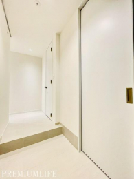 �@���邭�������̂���L���ŁA�Z�܂��S�̂ɓ��ꊴ�̂���㎿�ȕ��͋C���L����܂��B