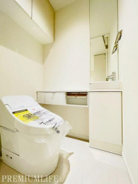 �@���t���̎�􂢃X�y�[�X��������A�z�e�����C�N�ȃg�C����ԁB