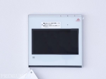 �@���j�^�[�t���C���^�[�z�������ŁA���q�������S�B�h�Ɛ������߂�������ݔ��ł��B