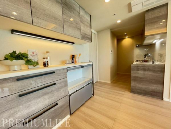 �@���[�L�x�Ŗ��邢�V�X�e���L�b�`��