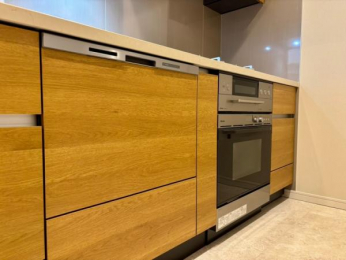 �@�Еt�����ɕ֗��ȐH�튣���@�t��