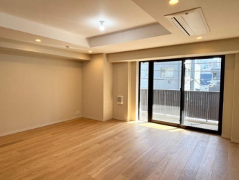 �@������̌��������A���邢���r���O