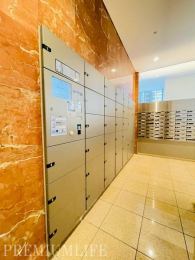 �@�s�ݎ��ł����S���ĉו����󂯎����zBOX������