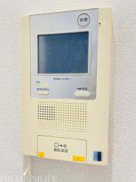 �@�y���S�̃��j�^�[�t���C���^�[�t�H���z