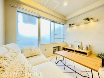 �@���₩�ȓ������������Ղ�~�蒍���A�S�n�悳�ɕ�܂ꂽ���邢���r���O���