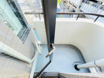 �@���r���O�̊��C�ɁI�R���p�N�g�ȃo���R�j�[�B