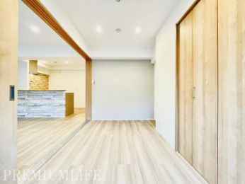 �@���邢�������������Ղ荷�����ށA�S�n�悳�ɕ�܂ꂽLDK�ƌq���Ďg������K�ȗm��