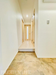 �@�K�v�\���ȍL�����m�ۂ��A���X�g���₷���ɔz�����ꂽ���փX�y�[�X