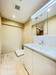 �@���������ӂ�閾�邢���ʋ�Ԃ��A�����̐g�x�x��S�n�悭�T�|�[�g���܂�