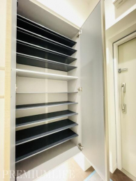 �@��e�ʃV���[�Y�N���[�N�t���ŁA���ւ܂�����������������ۂĂ܂�