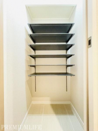 �@��e�ʃV���[�Y�N���[�N�ł���������[�ł��܂��B