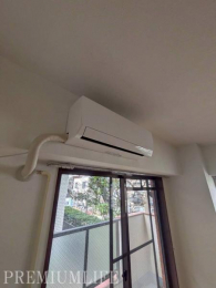 �@�G�߂��킸���K�ȕ�炵���x����G�A�R������