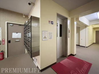 �@�d���ו���x�r�[�J�[�̈ړ����X���[�Y�ȃG���x�[�^�[����