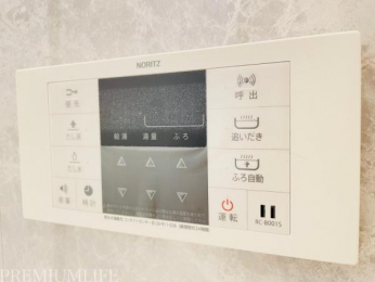 �@�ǂ������A�I�[�g�o�X�@�\�𓋍ډ��x������ďo���\