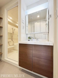 �@���������ӂ�閾�邢���ʃX�y�[�X