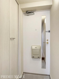 �@�K�v�\���ȍL�����m�ۂ��A���X�̎g���₷���ɂ�������z���������փX�y�[�X�ł��B