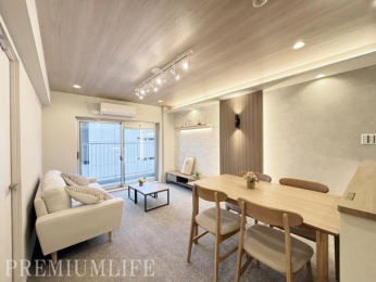 �@�傫�ȑ�����z�����~�蒍���A�J�������ӂ�閾�邢�㎿�ȃ��r���O���