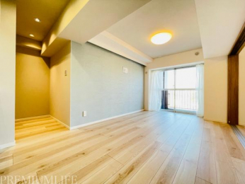 �@������͍̌��������A���邢�����ԐڏƖ����X�Ɏ����𖾂邭�Ƃ炵�܂��B