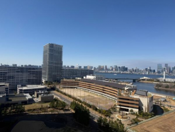 �@�����p���]�߂�J���I�Ȓ��]