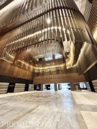 �@���q�ɂ��D��ۂȍ��������郍�r�[