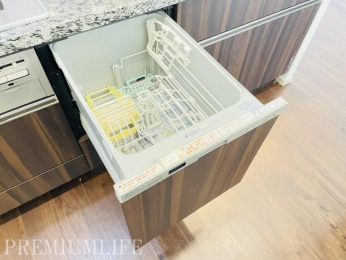 �@�H��@�t���ŉƎ����Ԃ�Z�k���A�ߐ��������B��Ƃ肠�閈����������L�b�`��