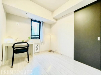 �@�������������Ԃ̒�����������������m����5.6���B