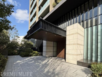 �@�������������͋C�̃G���g�����X���A���₩�Ȗ�������炵���T�|�[�g���܂�