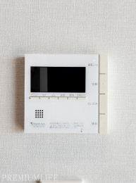 �@���������ƒǂ������@�\������A���K�������߂���Ƃ肠��o�X���[��