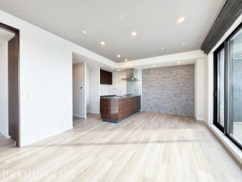 �@�A�N�Z���g�N���X�ƊԐڏƖ������������a�������S�n�̗ǂ����r���O���