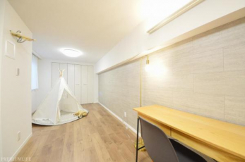 �@���[�ʖL�x�ȃ��r���O���[�B���Ƒ��݂�ȂŎg�����̂͂�����Ɏ��[�B 