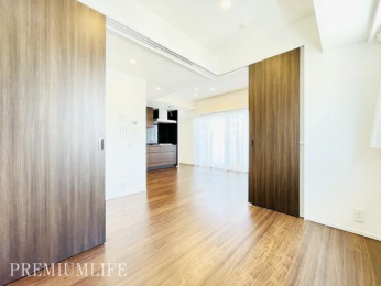 �@���r���O�ɗאڂ����m���̓��r���O�Ǝd�؂肪����A�v���C�x�[�g��Ԃ���������Ɗm�ۂł��܂��B