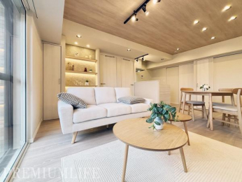 �@���₩�ȓ������������Ղ�~�蒍���A�S�n�悳�ɕ�܂ꂽ���邢���r���O���