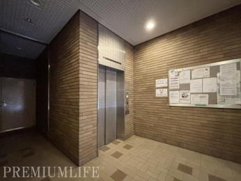 �@�d���ו���x�r�[�J�[�̈ړ����X���[�Y�ȃG���x�[�^�[����