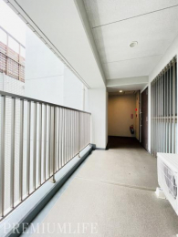 �@�����t���݌v�ɂ��A�J�̓������S���ďo����ł�����K�ȋ��p���