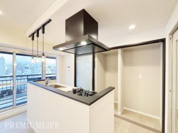 �@�A�C�����h�L�b�`��������ɂȂ�J���I�ȋ�ԁB���[�������ň��S�B