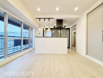 �@�A�C�����h�L�b�`��������ɂȂ�J���I��LDK�B