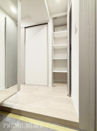 �@�L���ɂ͉��I�t���̎��[��ݒu�B