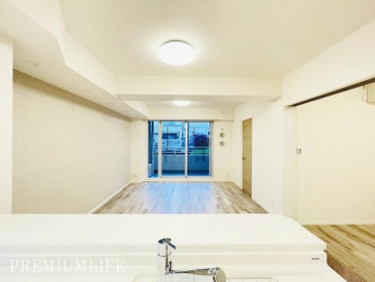 �@�L�b�`���ƃ��r���O�����悭�Ȃ��郌�C�A�E�g�ŁA�Ǝ��������X���[�Y�B