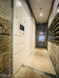 �@��z�{�b�N�X