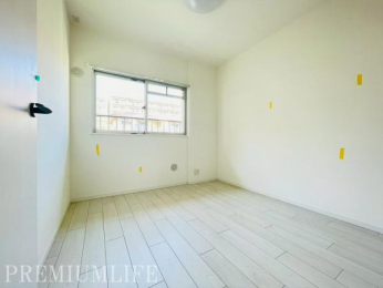 �@�傫�ȑ����玩�R�����L����A�J�����Ɩ��邳�����˔������m��