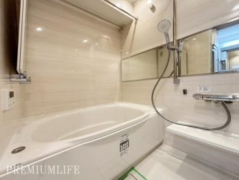 �@1317�T�C�Y�ŁA�������Ɠ����ł���d�l�ł��B