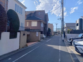 �@�k�������i������5.45���j�ɖ�7.22���ړ��B��ʗʂ���r�I���Ȃ��A�Ԍɓ�����Q�Ă��ł������ł��B