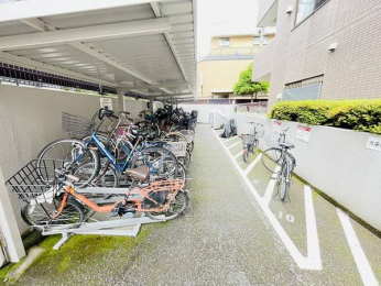 �@���֏�G���A�͎g������̗ǂ��A�L�X�Ƃ����X�y�[�X���m�ہi�󂫗v�m�F�j
