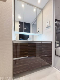 �@�g�x�x�ɕ֗��ȎO�ʋ��t�����ʑ�B�����ɗאڂ��A�X���[�Y�Ȑ������������͂ł��B