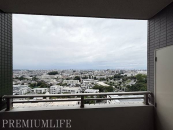 �@2�ʃo���R�j�[�t���ō̌��E�ʕ��ǍD�A�J�������ӂ����K�ȏZ��Ԃł�