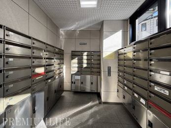 �@���[���{�b�N�X��������|���s���͂��A���p���̒��J�ȊǗ����������܂�