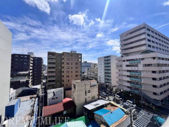 �@��̐��������Ղ芴������A�J�������ӂ��u���Ȓ��]������